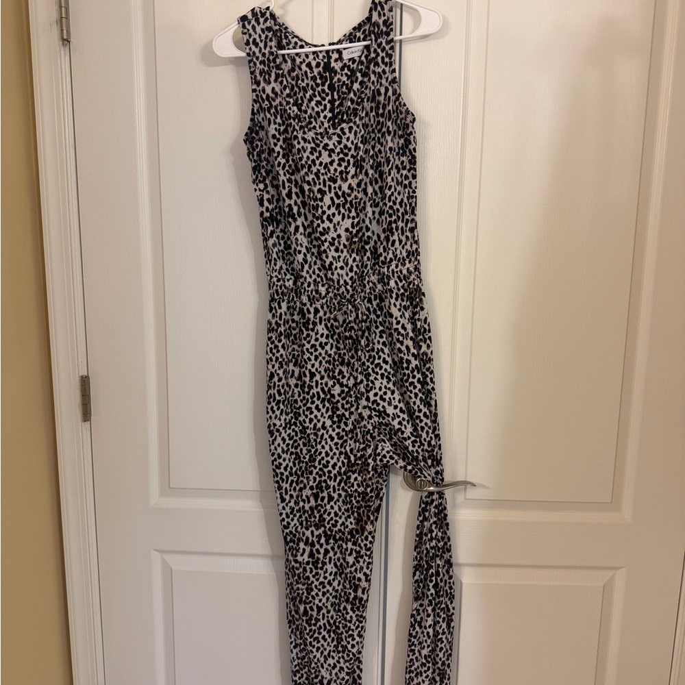 Calvin Klein Black, White Leopard Print stretch free flowing adj. waist Jumpsuit